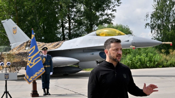 1 Ong Zelensky Tiem Kich F 16 Da Ra Tran Day Lui Ten Lua Va Drone Nga