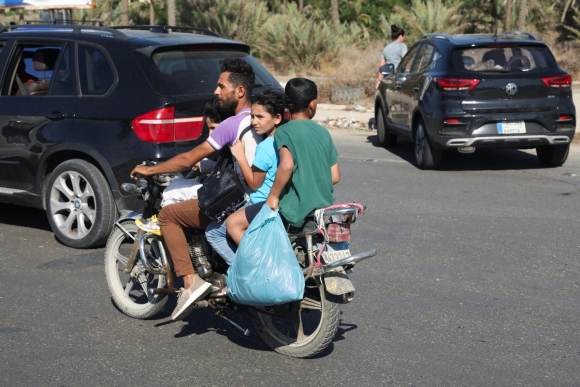 6 Nguoi Dan Lebanon Voi Va So Tan Sau Cuoc Tap Kich Cua Israel